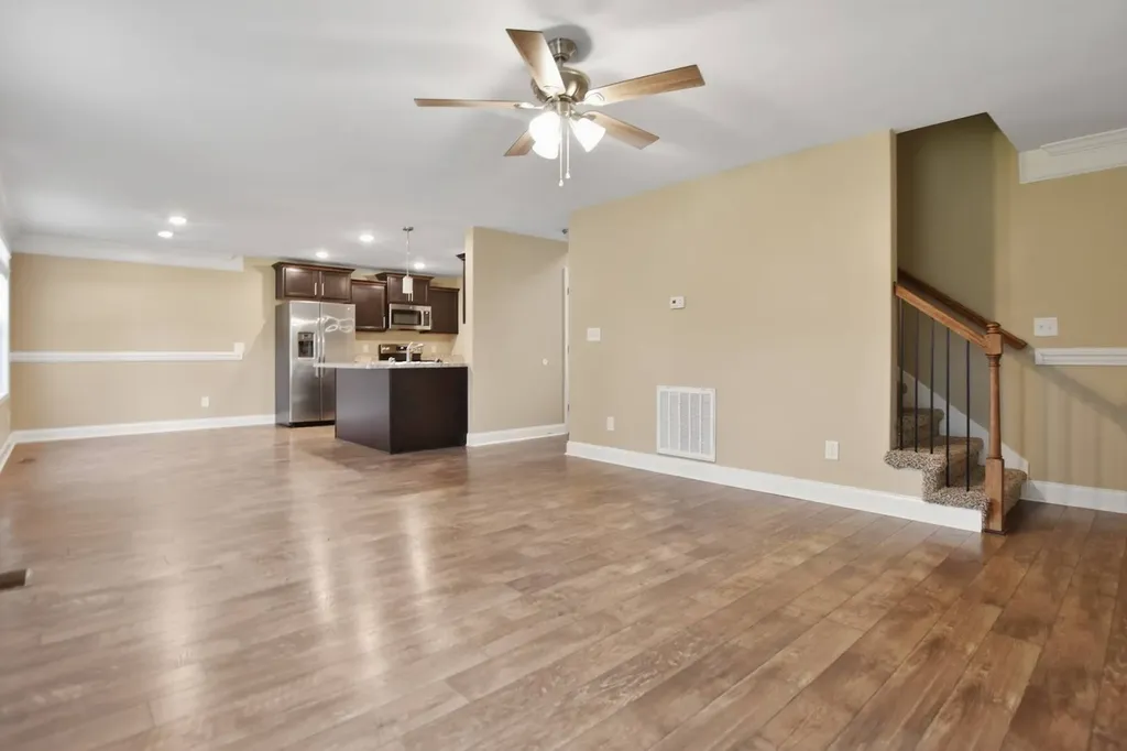 512 Sourwood Drive Clarksville TN 37042