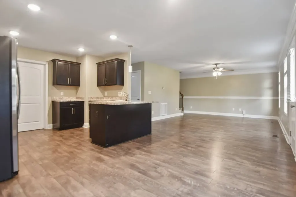 512 Sourwood Drive Clarksville TN 37042