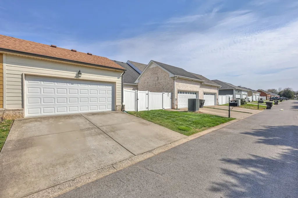 2240 Cason Lane Murfreesboro TN 37128