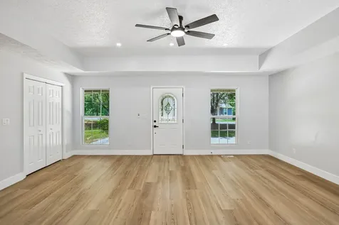 1682 Ridgeview Run Lynchburg TN 37352