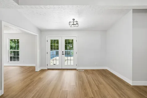 1682 Ridgeview Run Lynchburg TN 37352