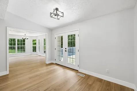 1682 Ridgeview Run Lynchburg TN 37352