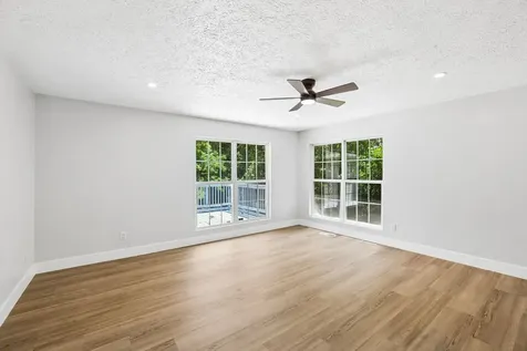1682 Ridgeview Run Lynchburg TN 37352