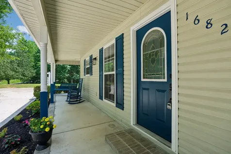 1682 Ridgeview Run Lynchburg TN 37352