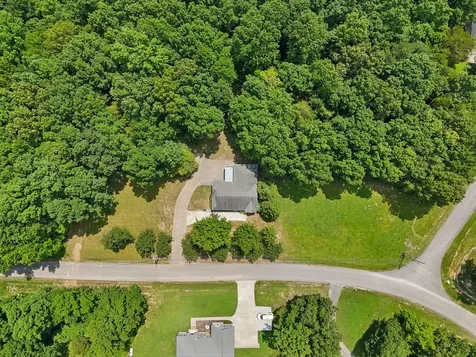 1682 Ridgeview Run Lynchburg TN 37352