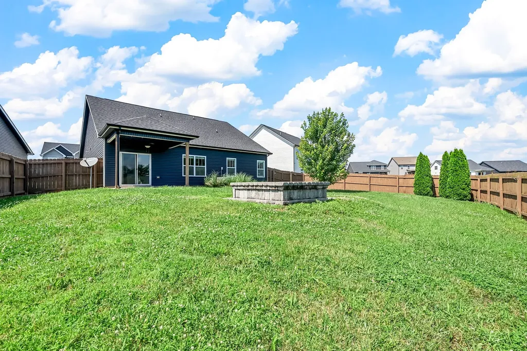 1140 Eagles Bluff Drive Clarksville TN 37040