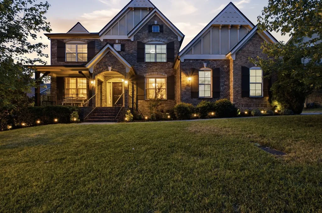 6729 Falls Ridge Lane College Grove TN 37046