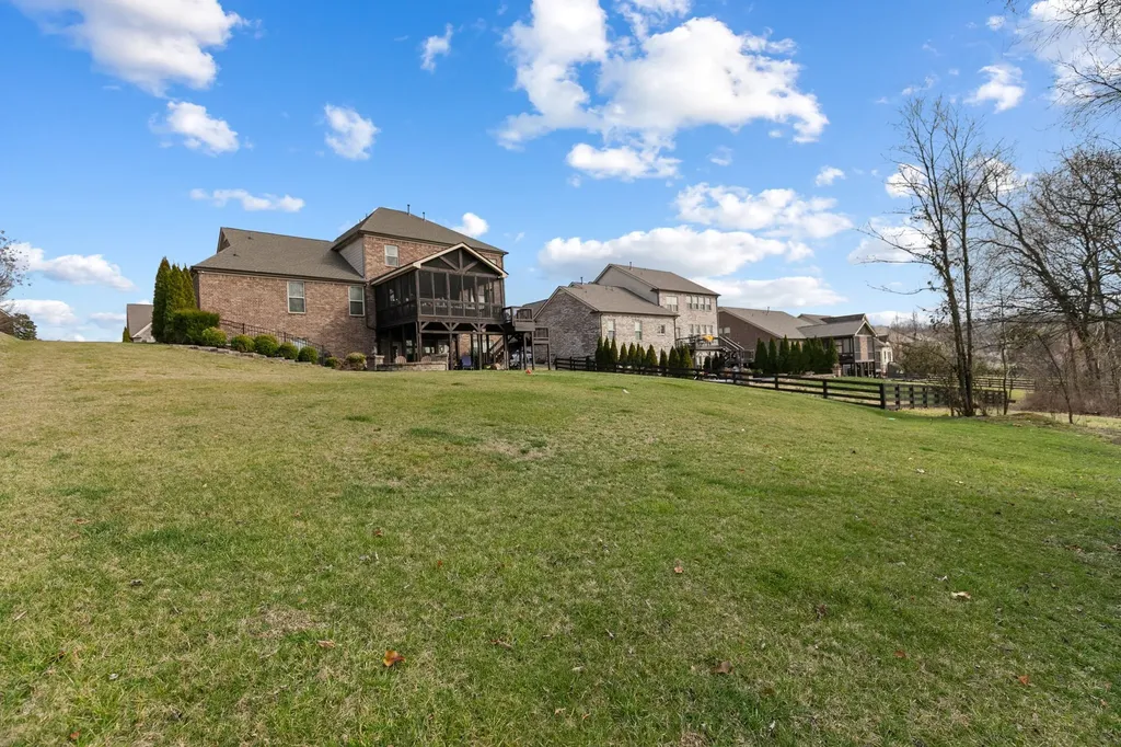 6729 Falls Ridge Lane College Grove TN 37046