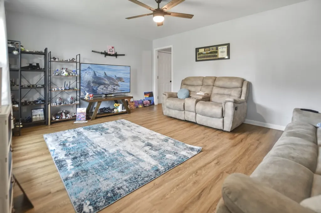 220 Marshall Drive Clarksville TN 37042