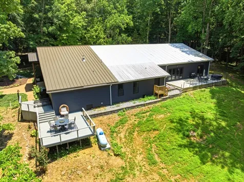 1080 Fannie Nicholson Road Chapmansboro TN 37035