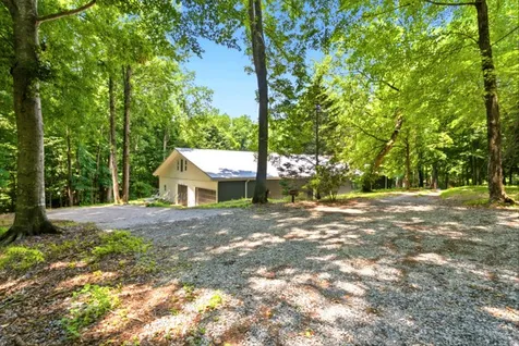 1080 Fannie Nicholson Road Chapmansboro TN 37035