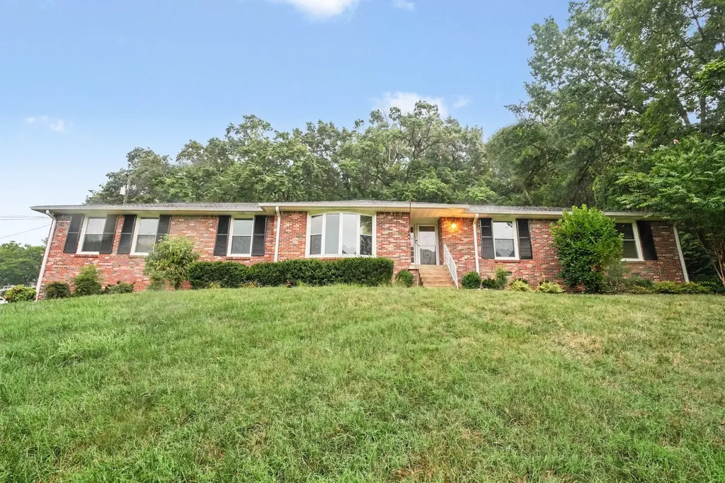 804 Rodney Drive Nashville TN 37205