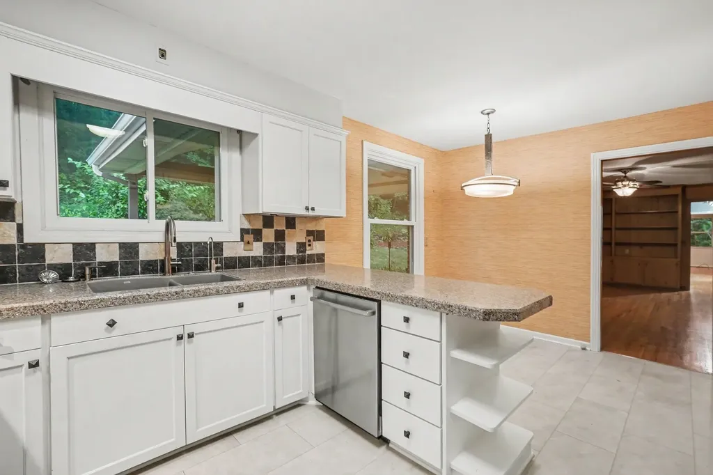 804 Rodney Drive Nashville TN 37205