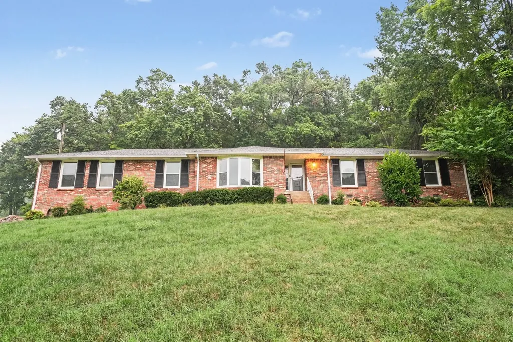 804 Rodney Drive Nashville TN 37205