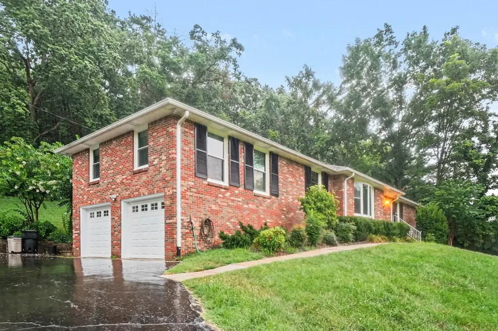 804 Rodney Drive Nashville TN 37205