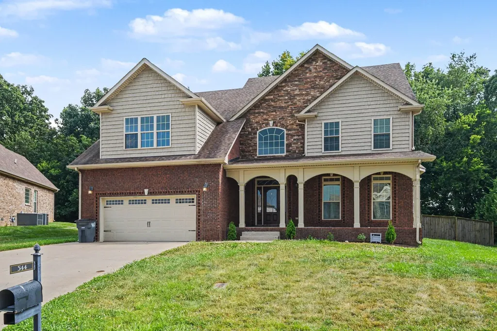 544 Larkspur Drive Clarksville TN 37043