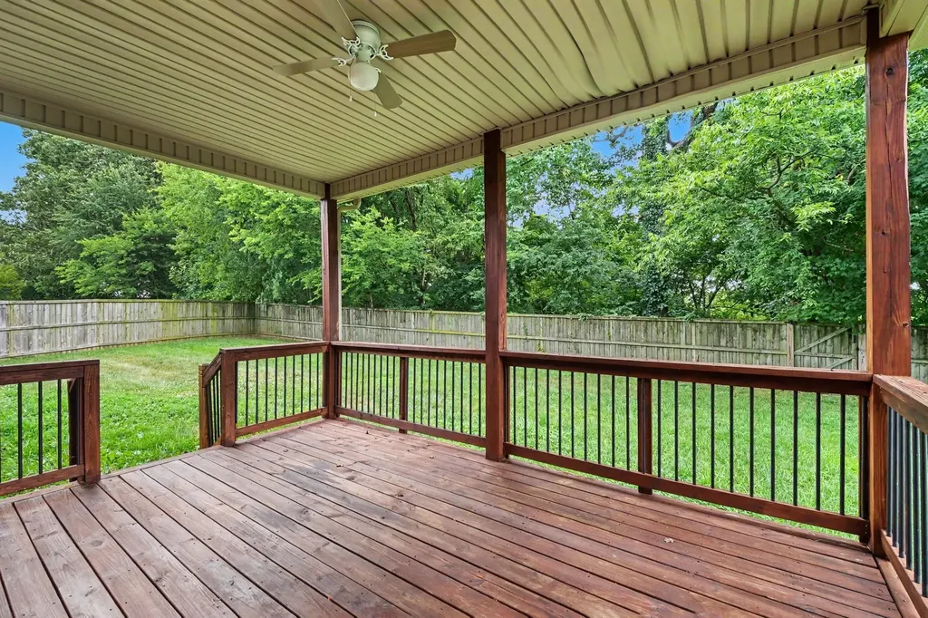 544 Larkspur Drive Clarksville TN 37043
