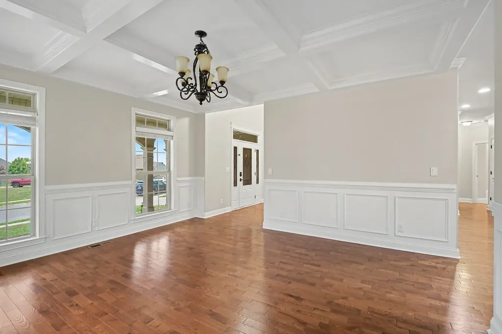 544 Larkspur Drive Clarksville TN 37043