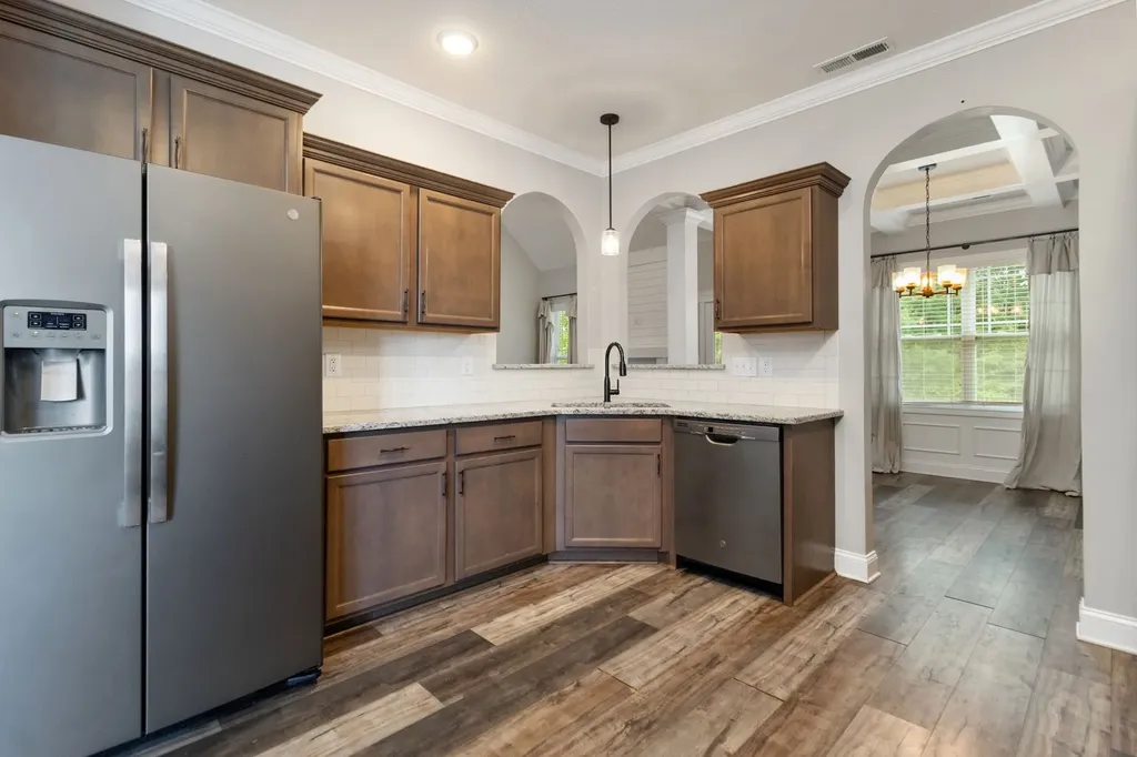 1072 Chagford Drive Clarksville TN 37043
