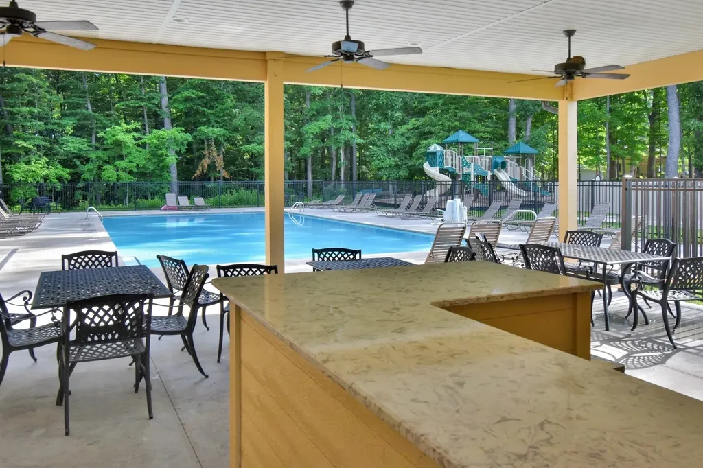 1072 Chagford Drive Clarksville TN 37043