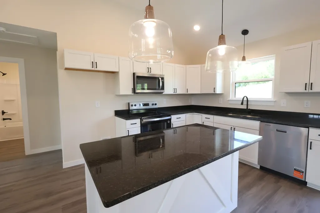 817 Smith Bend Lane Gainesboro TN 38562