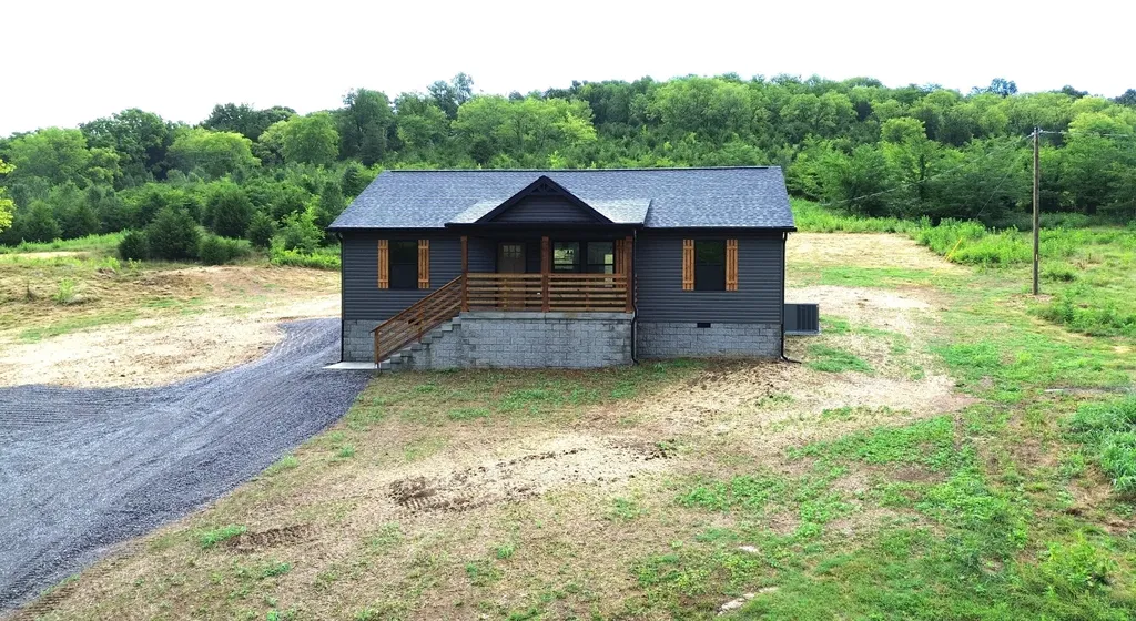 817 Smith Bend Lane Gainesboro TN 38562