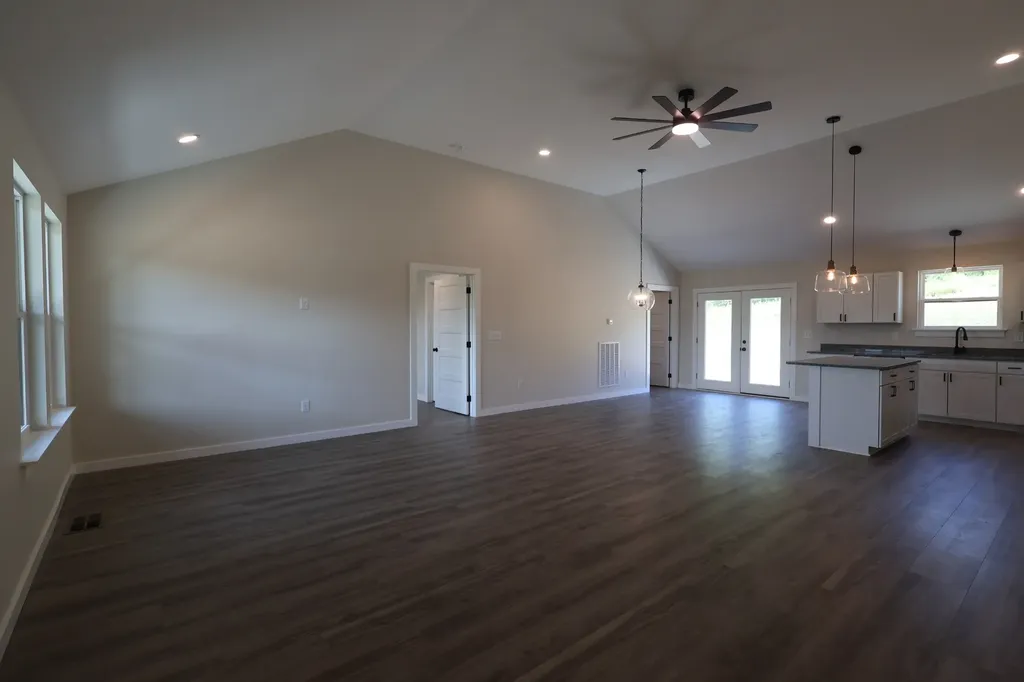 797 Smith Bend Lane Gainesboro TN 38562