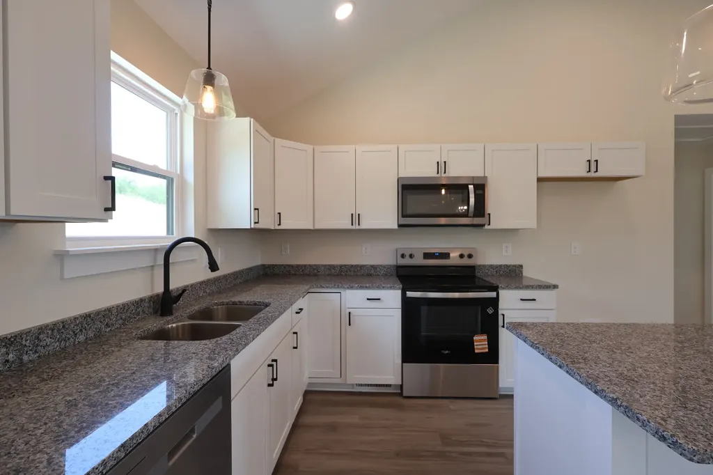 797 Smith Bend Lane Gainesboro TN 38562