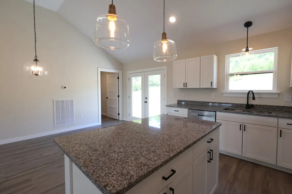 797 Smith Bend Lane Gainesboro TN 38562