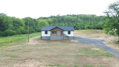 797 Smith Bend Lane Gainesboro TN 38562