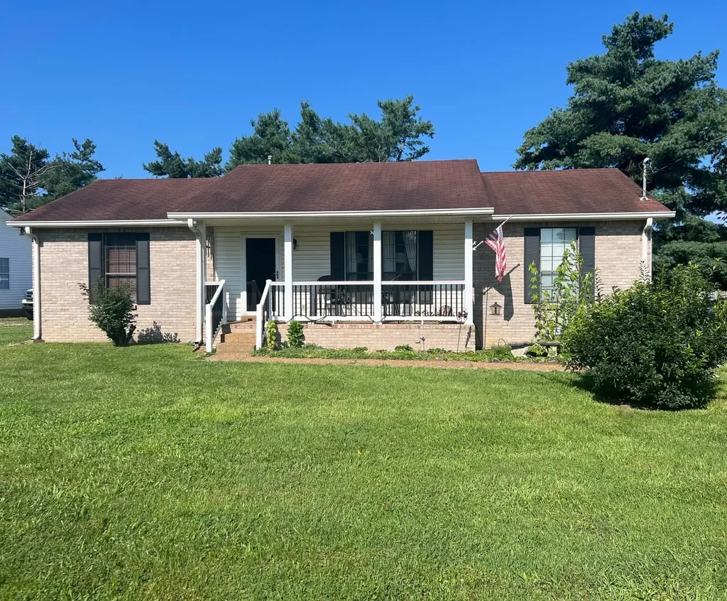 104 Bridlewood Court White House TN 37188