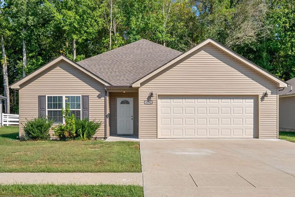 1252 Magnum Drive Clarksville TN 37040