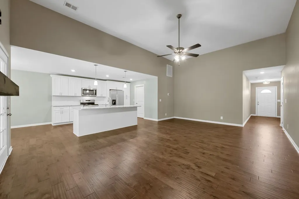 1252 Magnum Drive Clarksville TN 37040