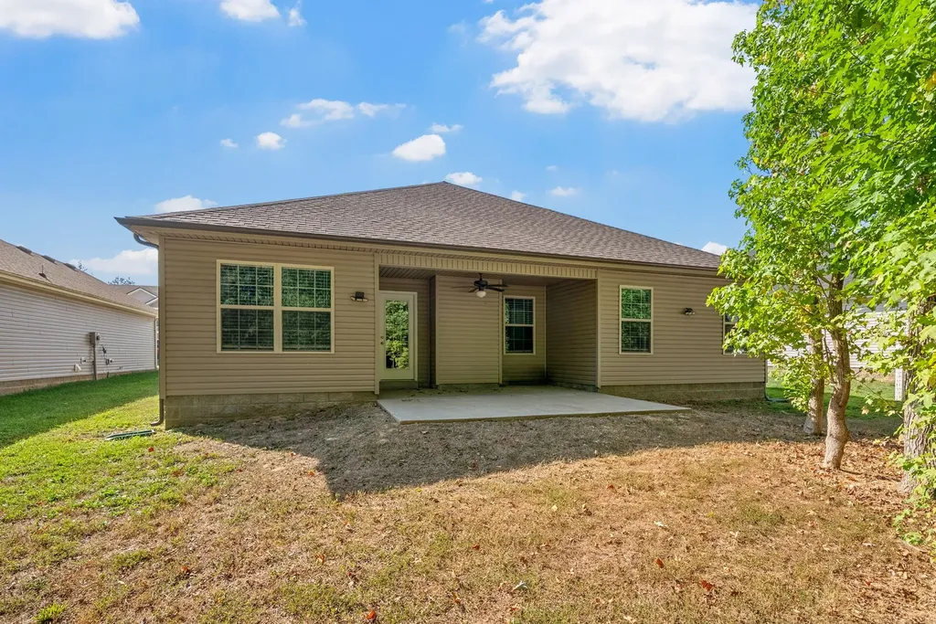 1252 Magnum Drive Clarksville TN 37040