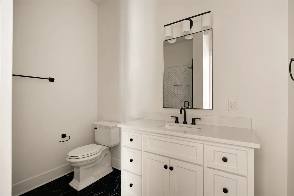 135 Alton Road Nashville TN 37205