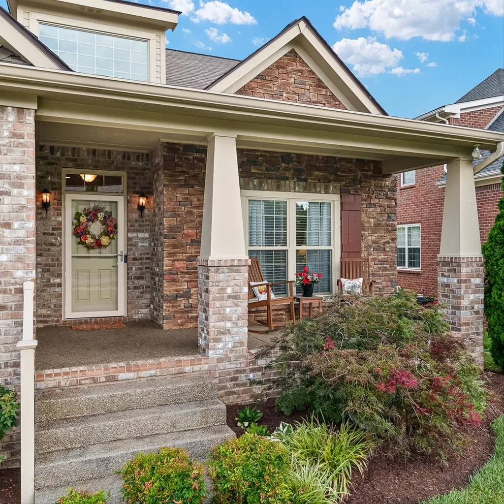 1002 Aenon Circle Spring Hill TN 37174