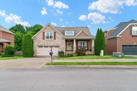 1002 Aenon Circle Spring Hill TN 37174
