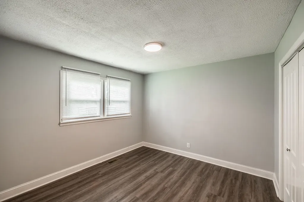 2952 Highway 41, S Springfield TN 37172