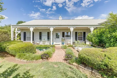7052 W Gum Road Murfreesboro TN 37127