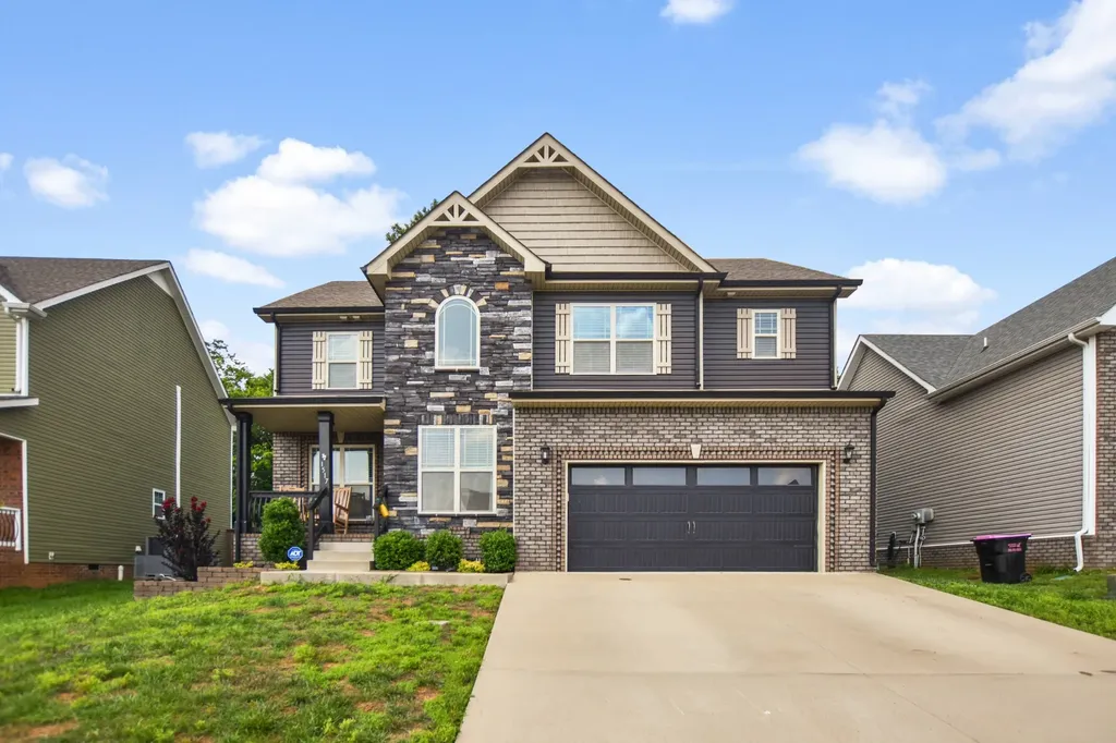 1517 Ellie Piper Circle Clarksville TN 37043