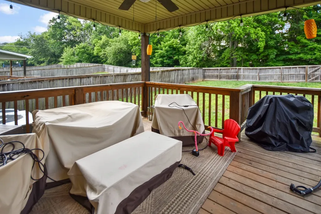 1517 Ellie Piper Circle Clarksville TN 37043