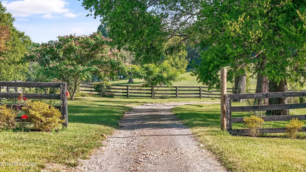 6225 Thorngrove Pike Knoxville TN 37914