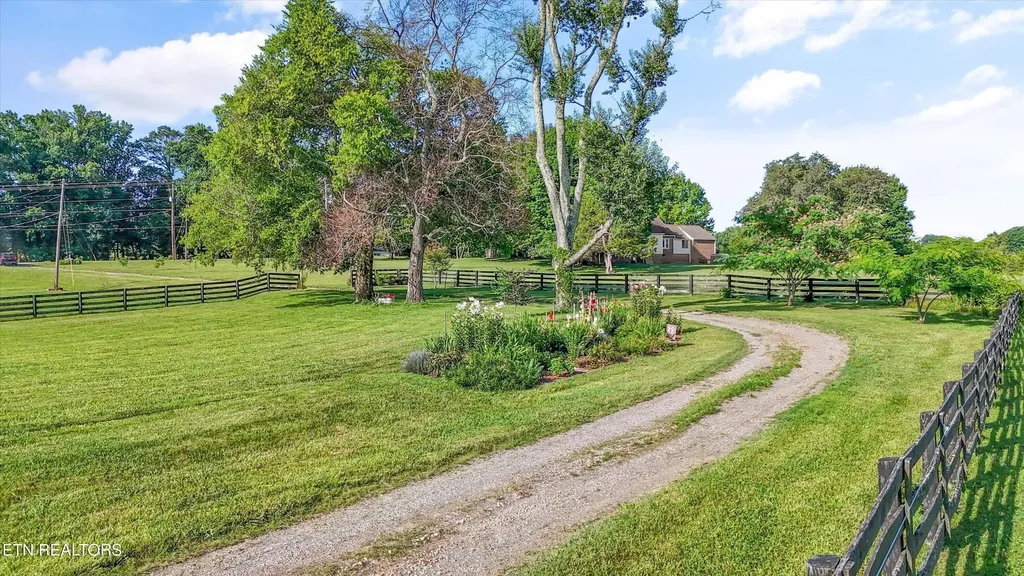 6225 Thorngrove Pike Knoxville TN 37914