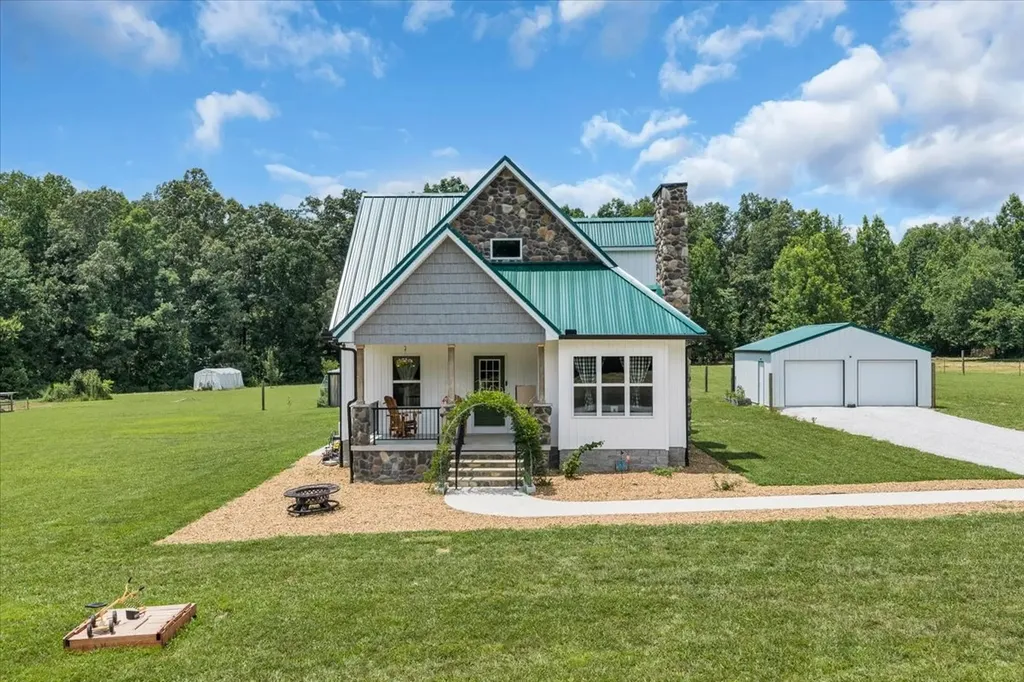 178 Walnut Creek Drive Manchester TN 37355