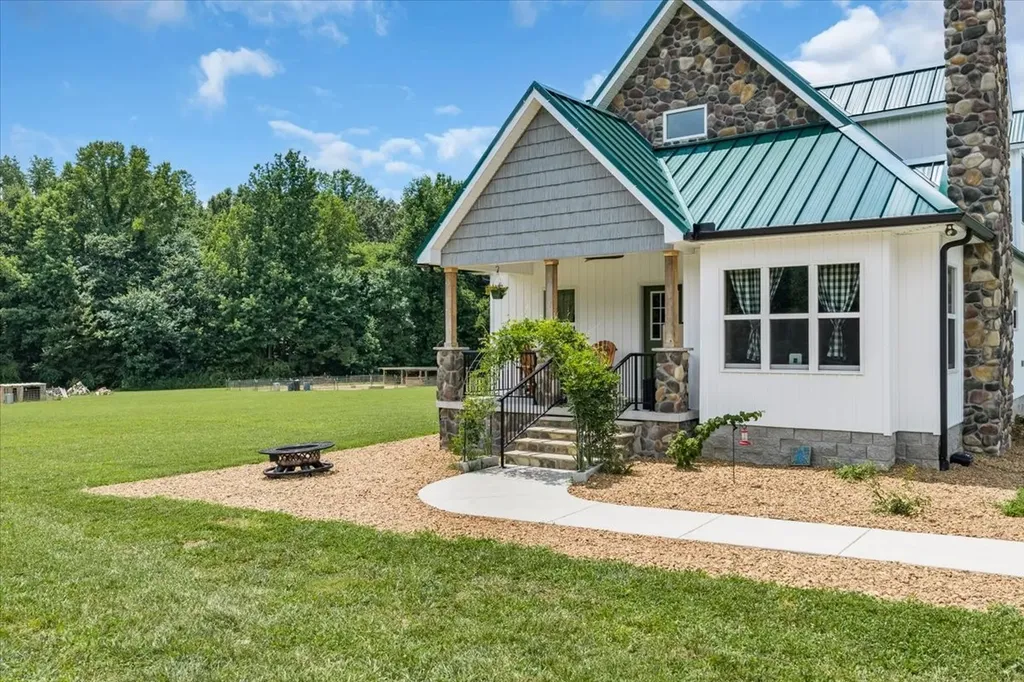 178 Walnut Creek Drive Manchester TN 37355