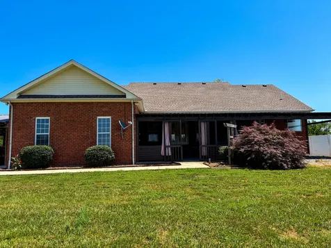 285 Calvert Ridge Road Westmoreland TN 37186