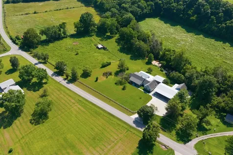 1313 Stayton Road Cumberland Furnace TN 37051