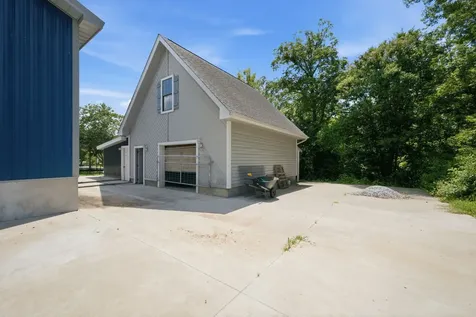1313 Stayton Road Cumberland Furnace TN 37051