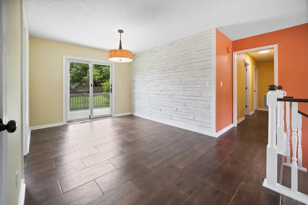 3418 Poplar Hill Clarksville TN 37043
