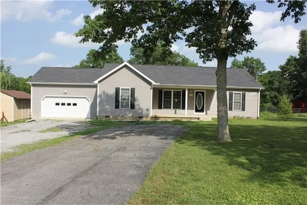 1100 Adams Road Belfast TN 37019